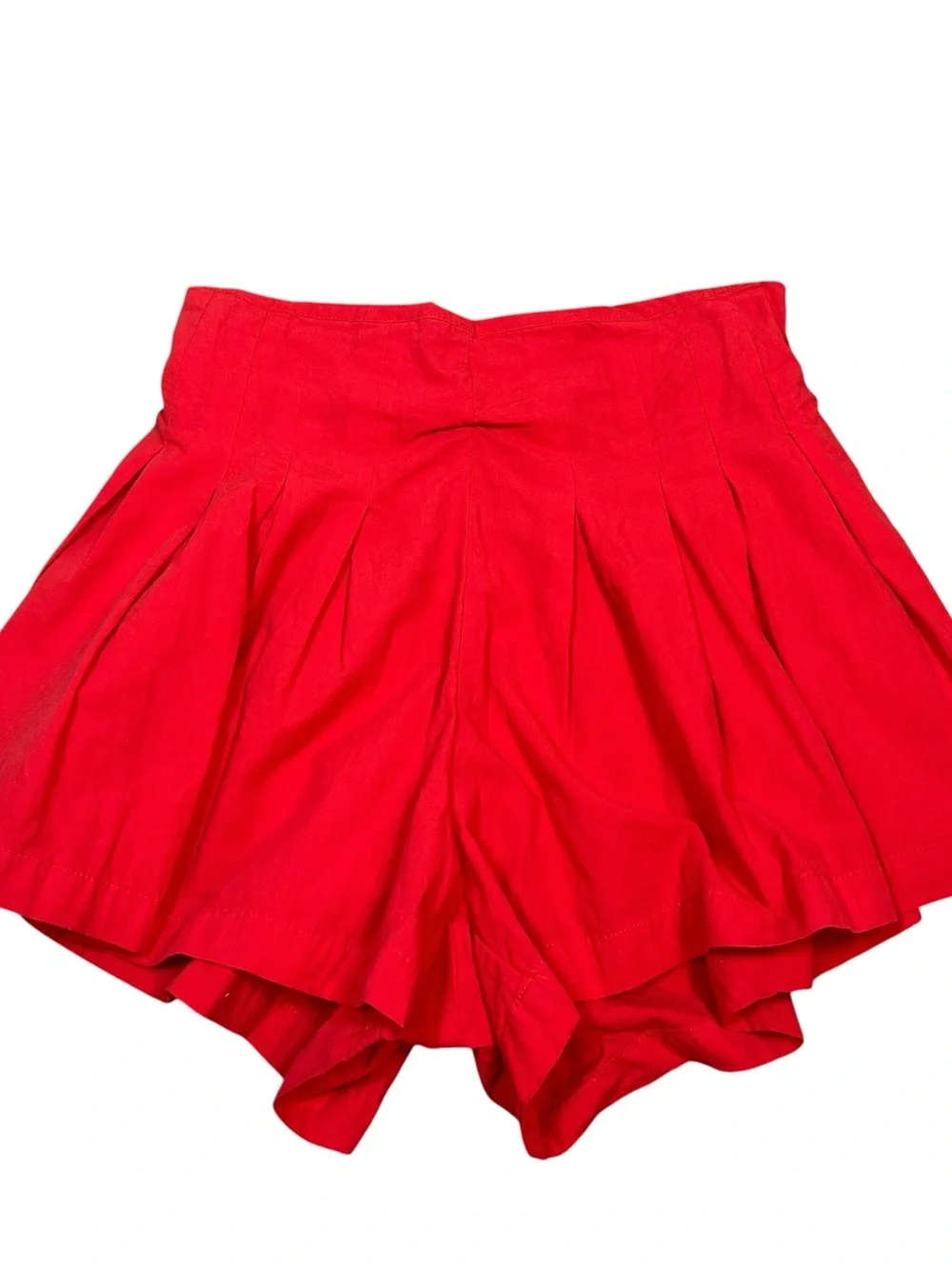 En Saison 2 Piece Set Red Tank Pleated Shorts Resort Trendy Tomato Girl NWT S/M